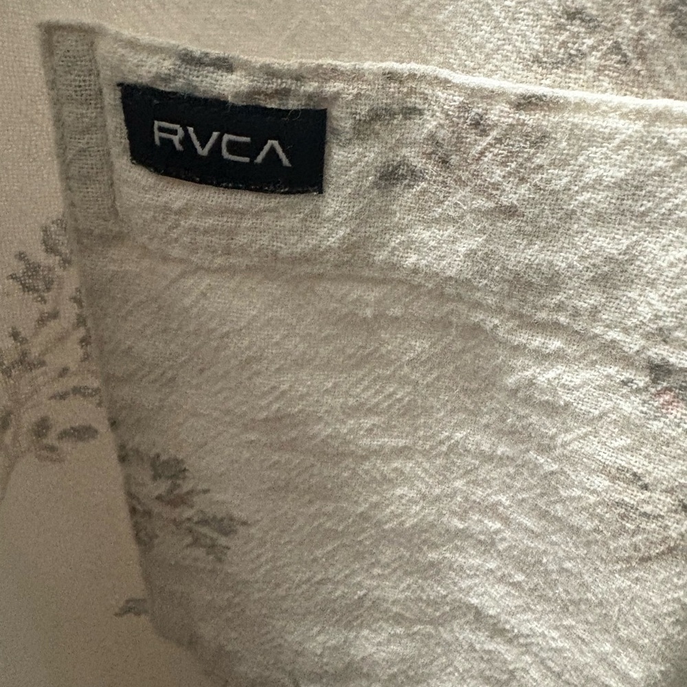 RVCA White Floral Casual Button Down Shirt - Picture 4 of 4
